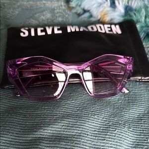 Steve Madden Vibrant Purple Sun Glasses